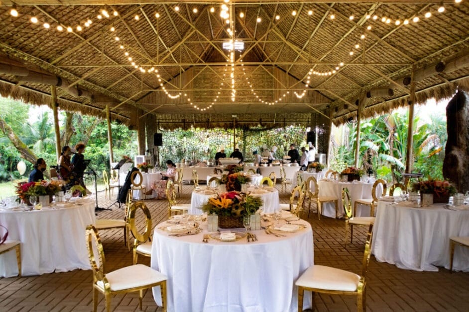 CHOOSING YOUR WEDDING VENUE CHOOSING YOUR WEDDING VENUE