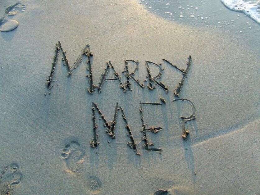 How to Know if they’re About to Propose 10 How to Know if they’re About to Propose