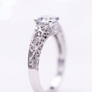 5 ENGAGEMENT RING TRENDS TO WATCH OUT FOR IN 2021 2 engagement-ring-unique