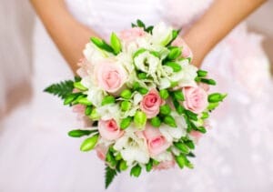 A-Z WEDDING TERMINOLOGIES EVERY COUPLE SHOULD KNOW 2 wedding-terminology-bouquet